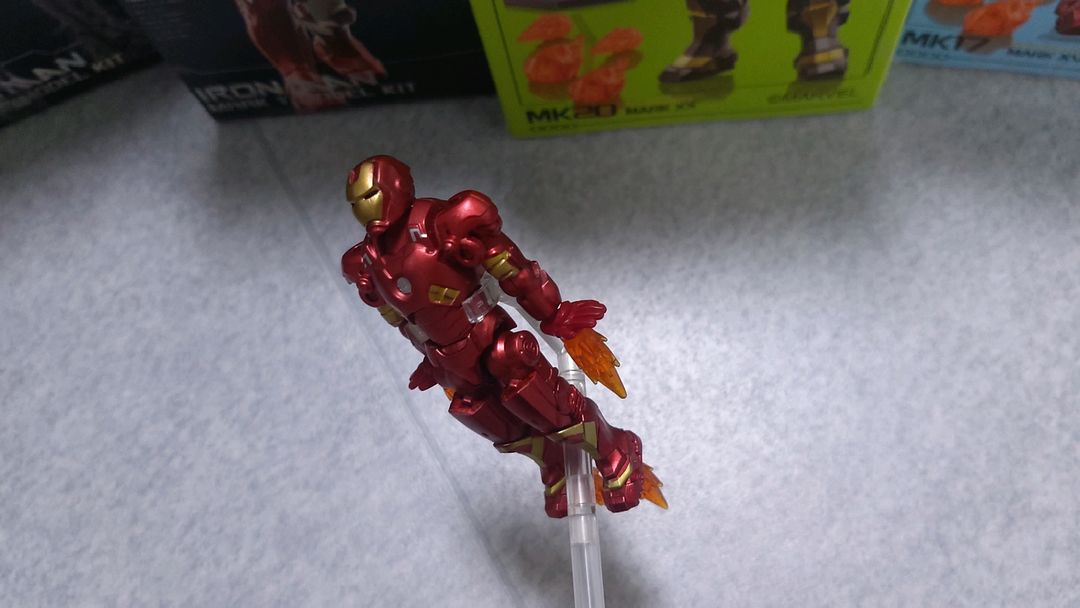 디즈니 라이센스 아이언맨 피규어 마크1~24 풀세트--8
