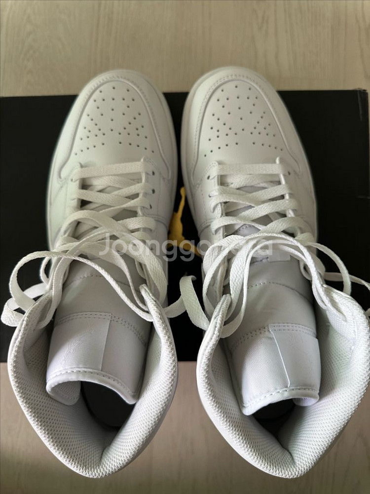 [285] 조던1 미드 트리플 화이트 2022--3