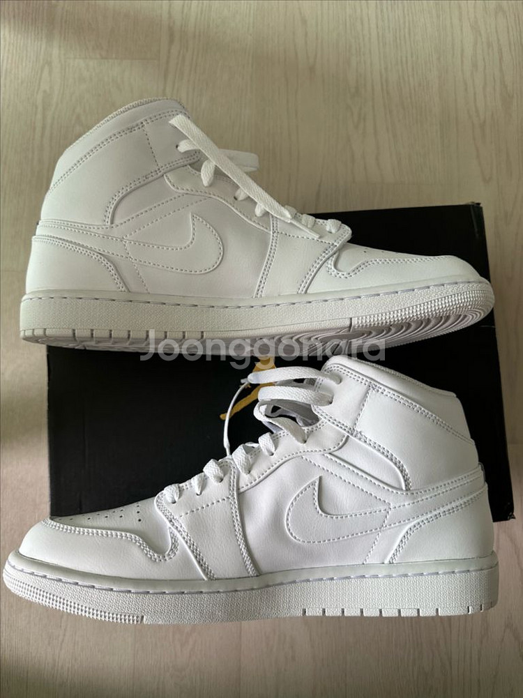 [285] 조던1 미드 트리플 화이트 2022--1