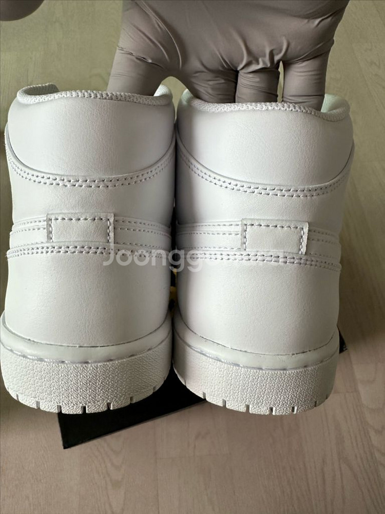 [285] 조던1 미드 트리플 화이트 2022--5