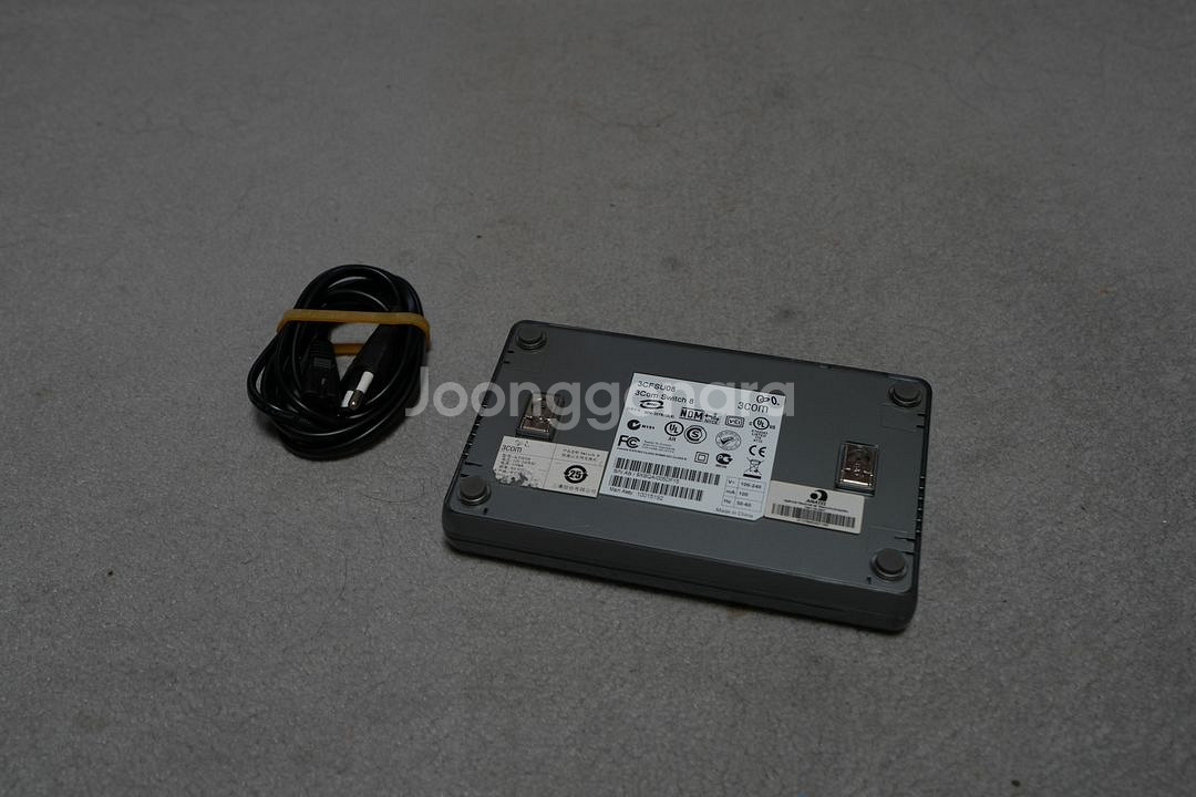 3com 스위칭허브 3CFSU08를 3만원에 판매--2