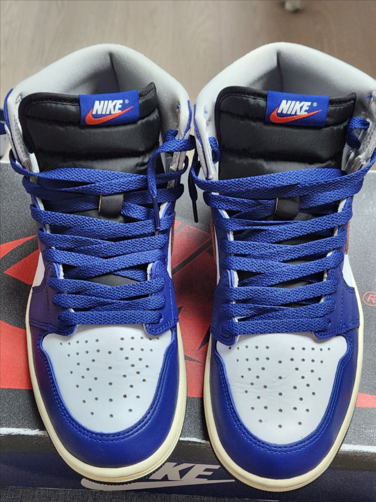 [270]조던 1 레트로 하이 OG 레어 에어 이미지