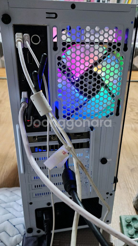 게이밍 PC 컴퓨터 본체 + 게이밍24인치 모니터 포함--3