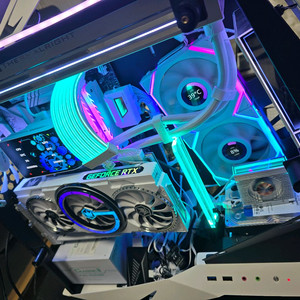 컴퓨터 인텔 i7 12700f 완본체 데스크탑.