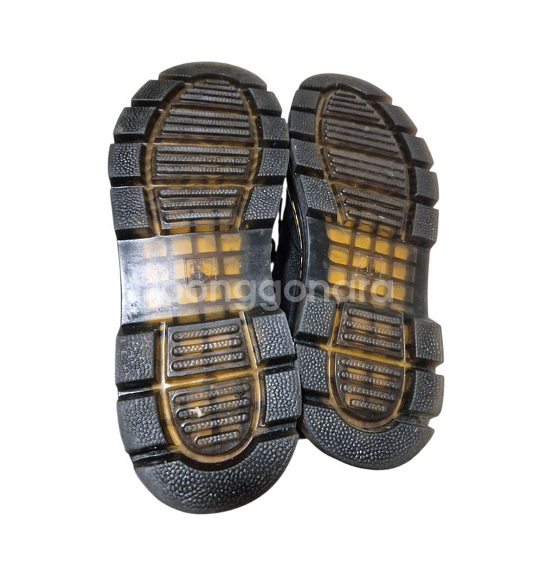 [275]닥터마틴 허쉘 코듀라 워커--4