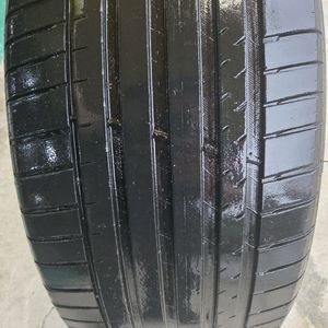 275 40 22 미쉐린pilot sport4suv 이미지