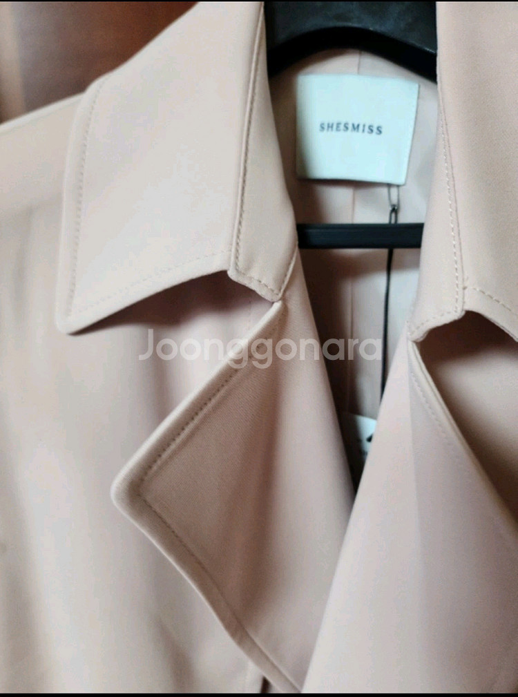 쉬즈미스 핑크 트렌치 코트 66--3