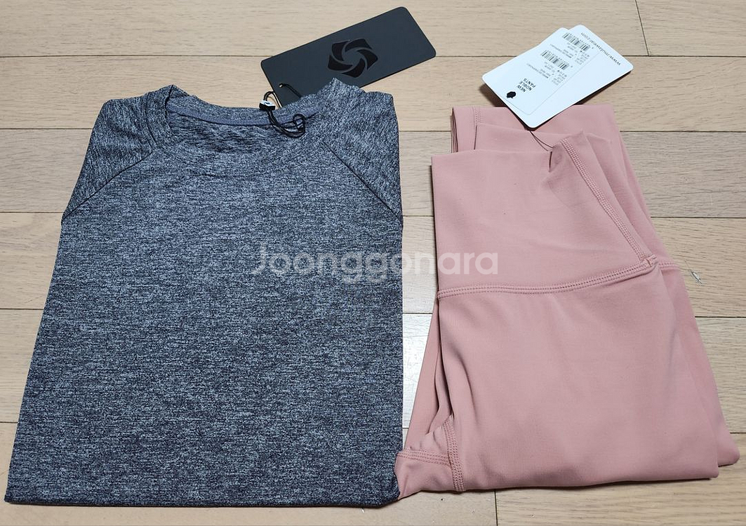 무배송)뮬라 웨어.상하의.요가복.레깅스.반팔티셔츠--1