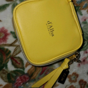 달바(dAlba) 파우치