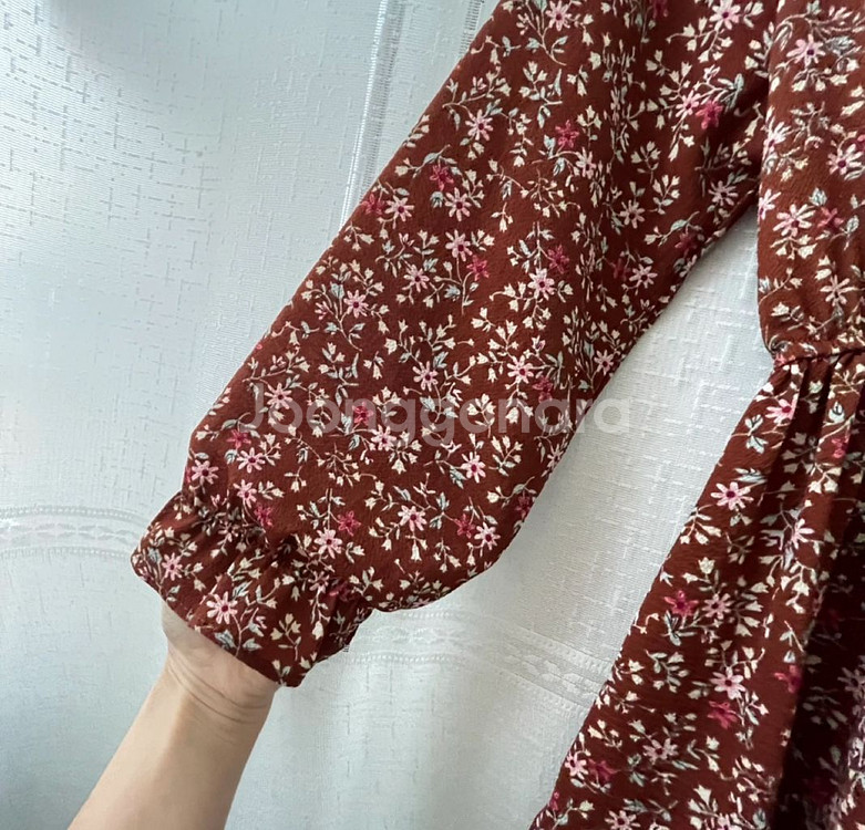 원피스정리)진브라운 플라워패턴 원피스--4