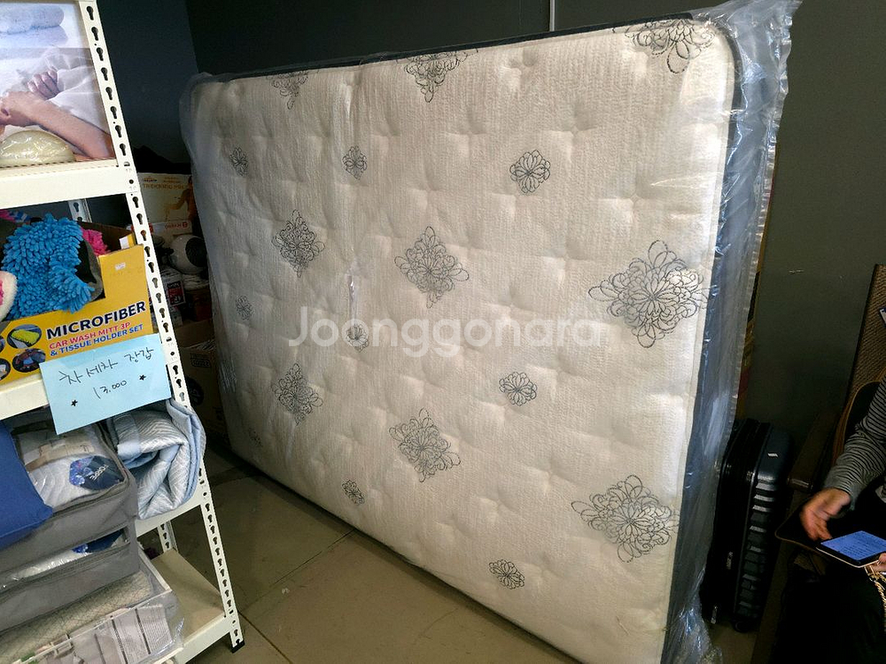 씰리 아울로스 플러스 매트리스(킹) 미개봉 팝니다.--2