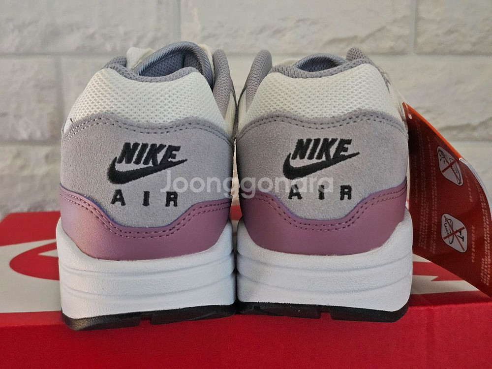 나이키 에어맥스1 ess 260 새상품--3