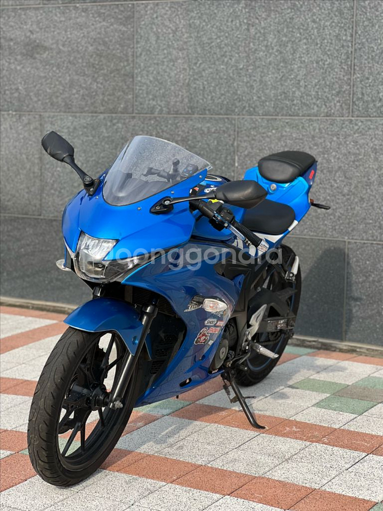 스즈키 Gsx-r125--0