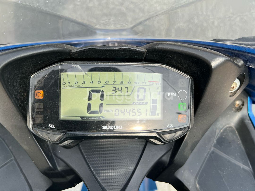 스즈키 Gsx-r125--8