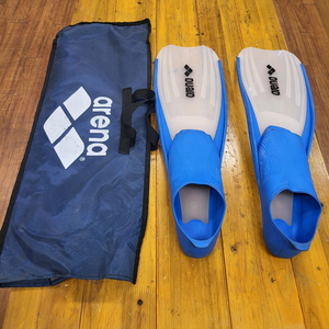 아레나 수영 오리발