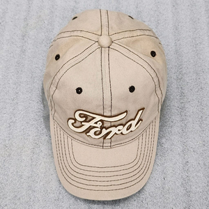 미착용 포드 로고가 멋스러운 베이지색 볼캡