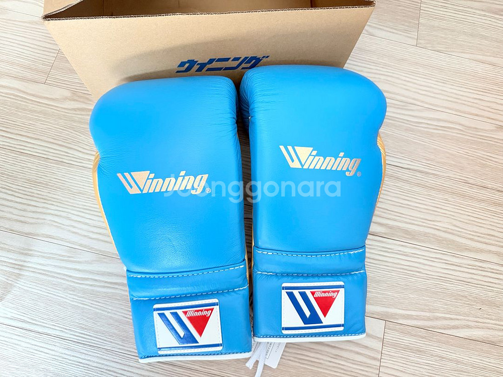 위닝 12온스 스페셜로고 커스텀 스카이블루 골드 레이스--0