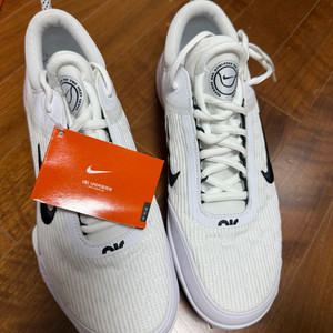 나이키 줌 코트 NXT 테니스화 270미리 새상품