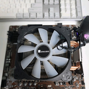 메인보드 + CPU + 쿨러