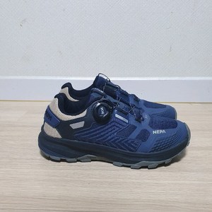 네파 FREE WALK 다이얼 트레킹화 260