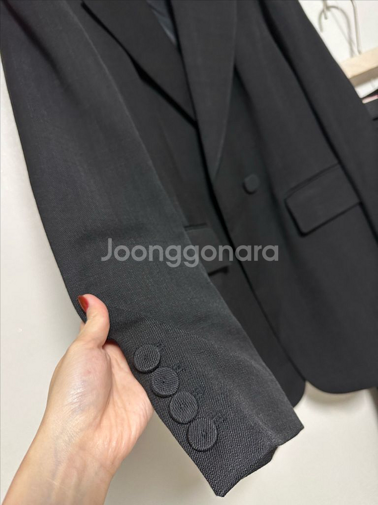 모조에스핀 자켓+금장벨트 와이드팬츠 셋업--1