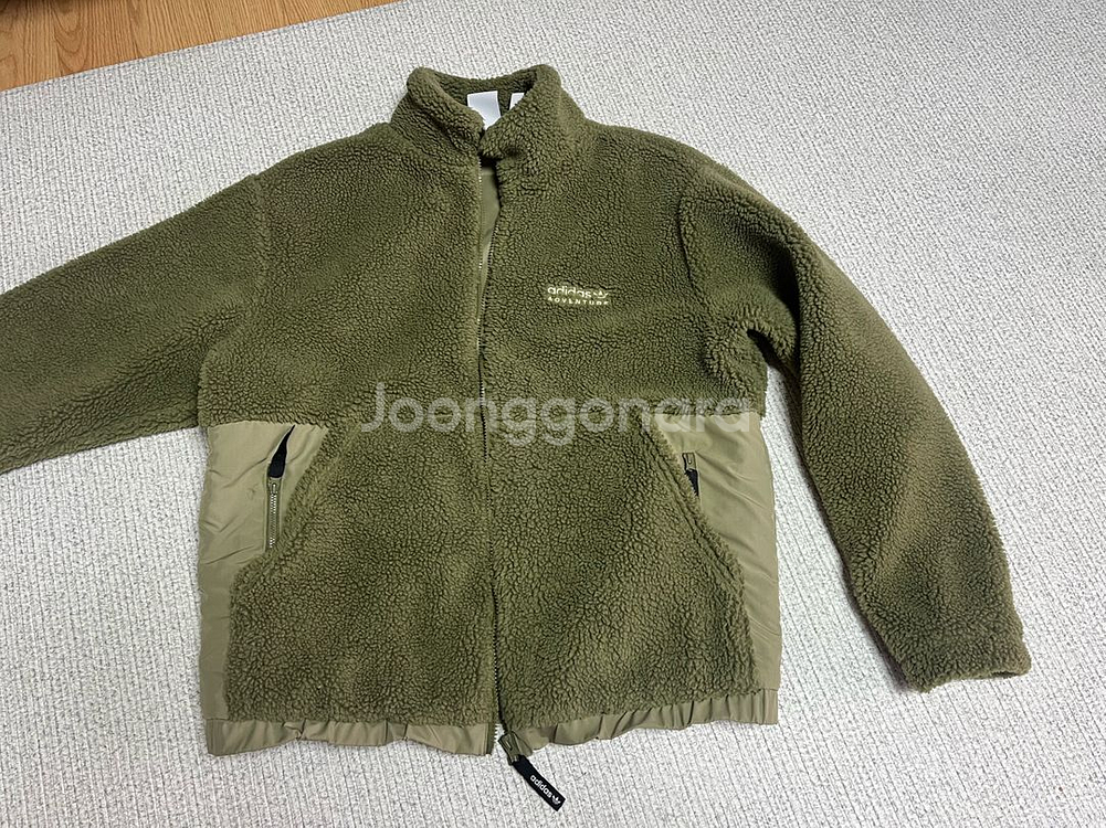 아디다스 플리스 카키색--2