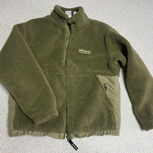 아디다스 플리스 카키색