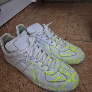 마르지엘라 독일군 형광페인트 40 255 260 사이즈