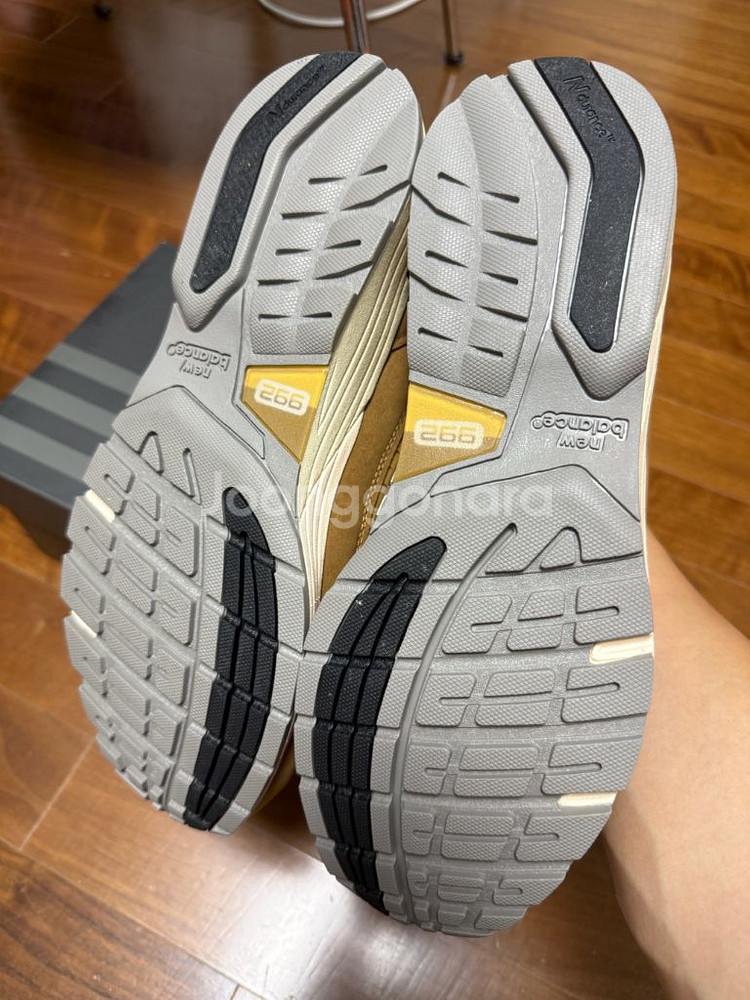 뉴발란스 992LX 265 사이즈 새상품 팝니다--2