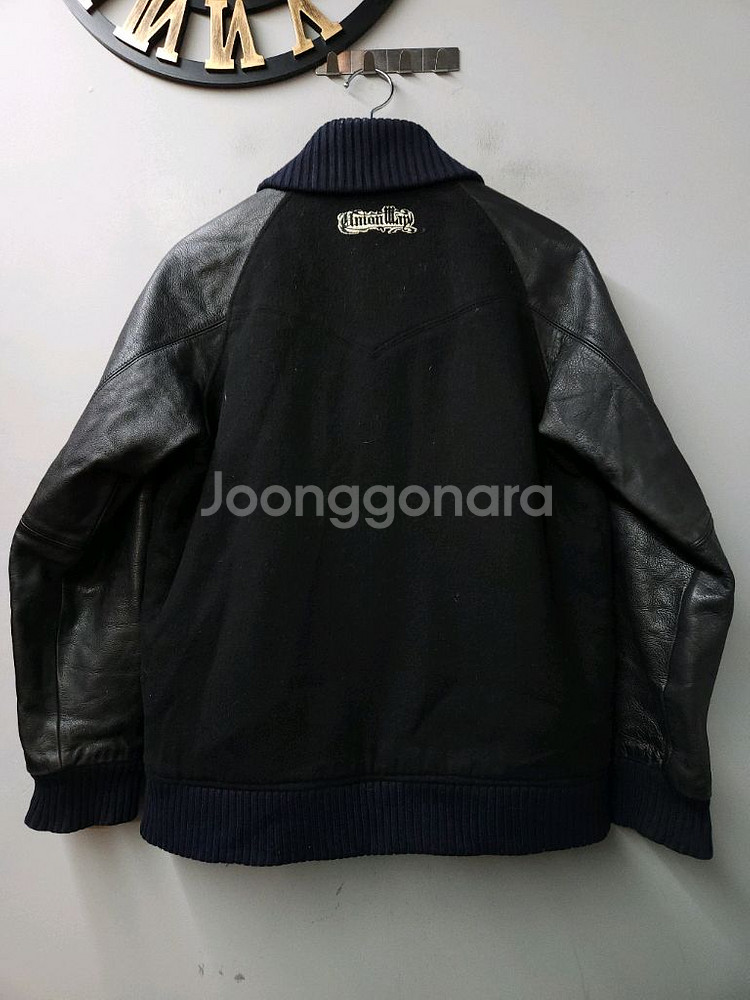 베이컨트 프로젝트 소가죽 바시티 스티티움 자켓--8