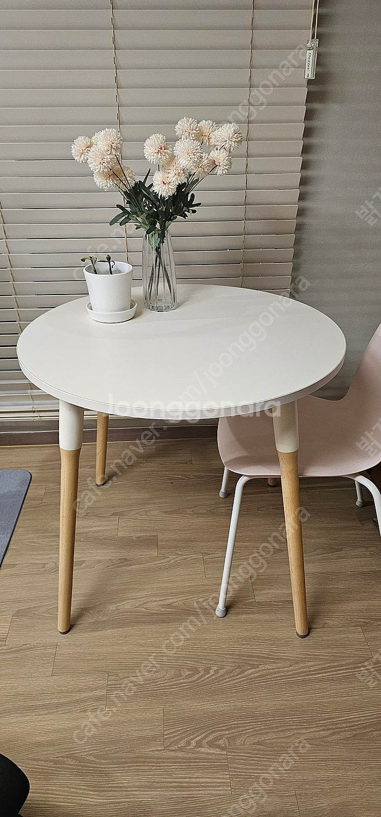 원형테이블 팝니다.--1