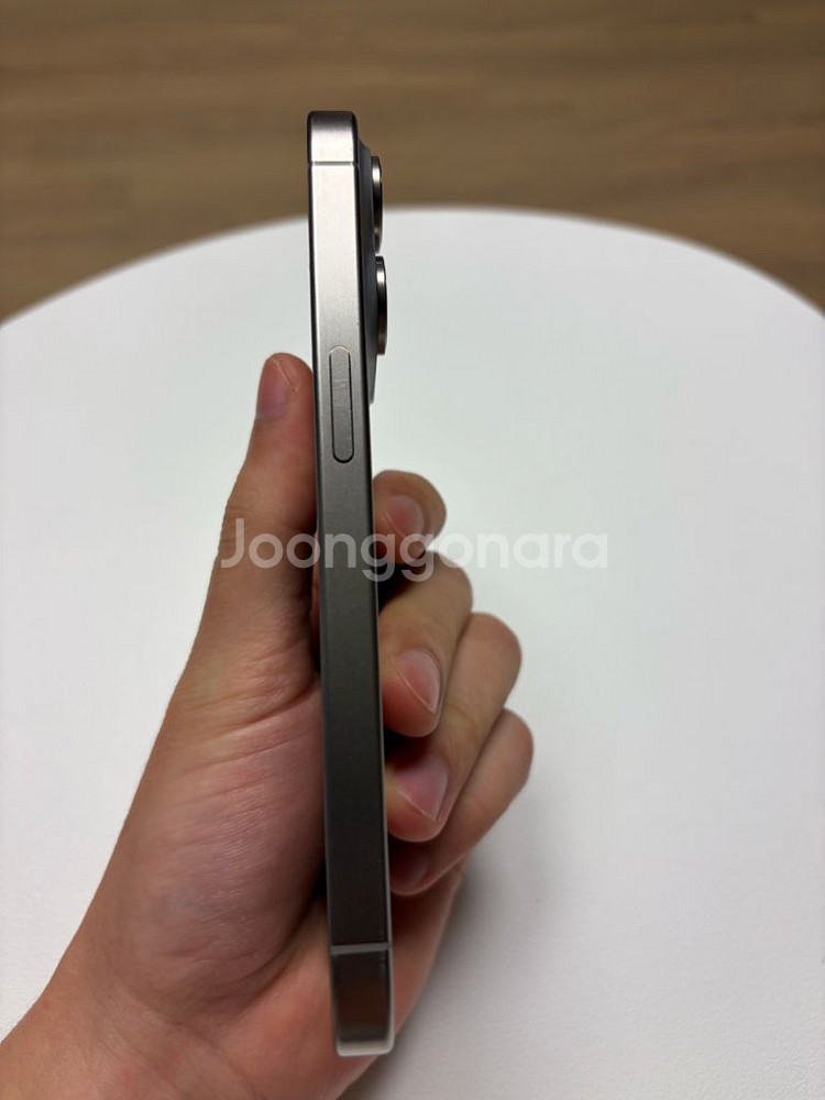 아이폰 15pro 내츄럴티타늄 128gb--10