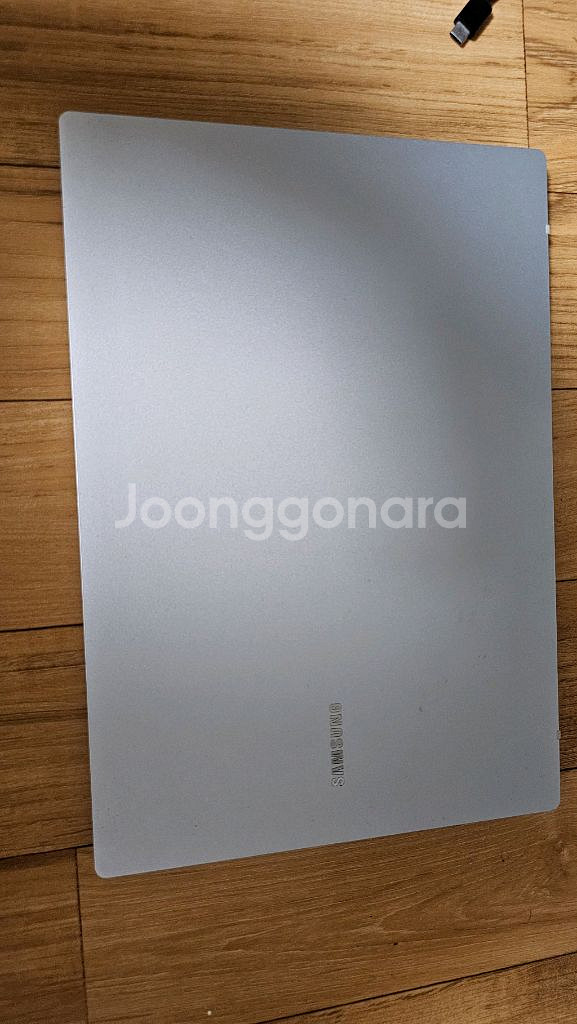 삼성 갤럭시 book go 노트북 팝니다.--0