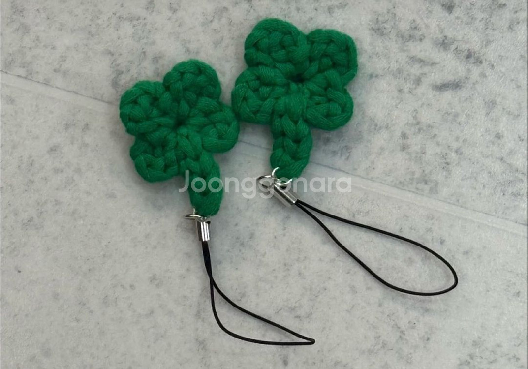 뜨개 네잎클로버 키링--0