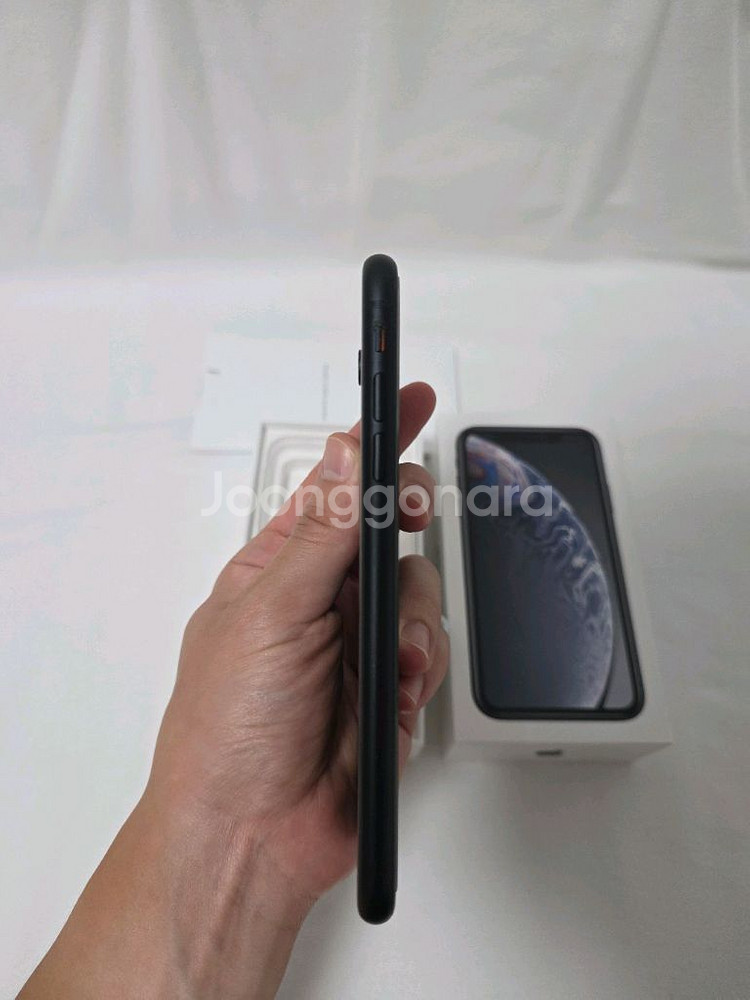아이폰 XR 128기가 블랙 풀박스 / 생활기스 외 상--2