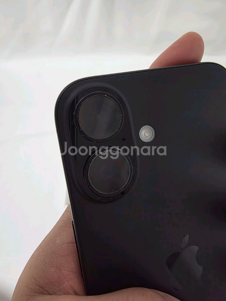 아이폰 16 스그 256GB / 생활기스 외 상태 최상--6