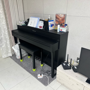 야마하 디지털피아노 CLP-645B