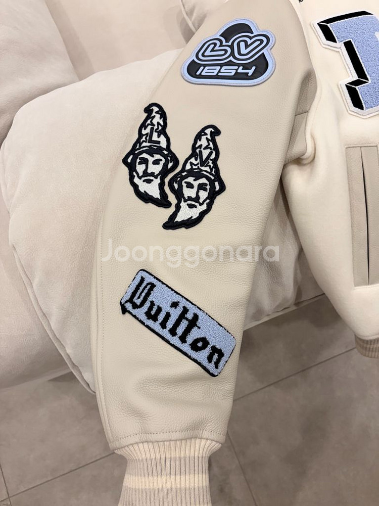 루이비통 바시티 50size 자켓--1