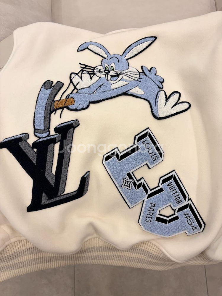 루이비통 바시티 50size 자켓--3