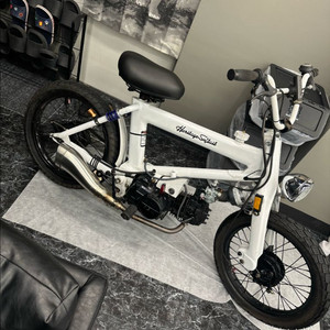 언더본 커스텀 오토바이