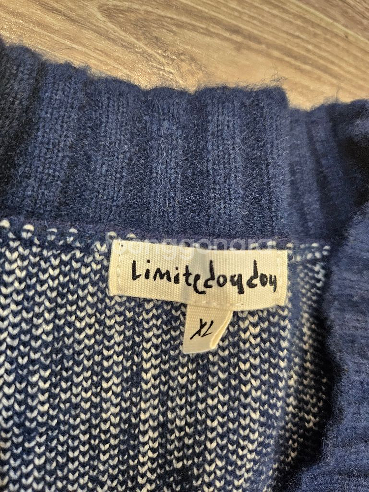 리미떼두두 네이비 플라워 니트가디건 XL사이즈--2