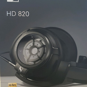 젠하이저 HD 820 밀폐형 헤드폰