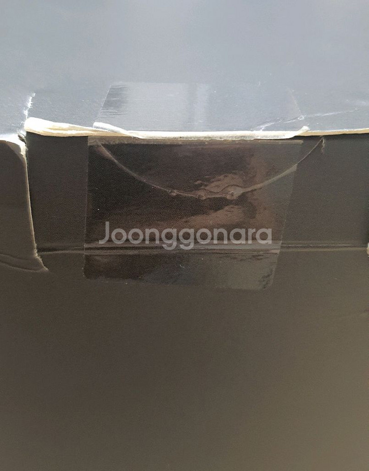 젠하이저 HD 820 밀폐형 헤드폰--1