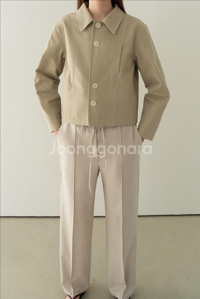 아우브아워 더블버튼 크롭 자켓 베이지색 봄 가을자켓--3