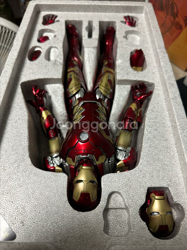 핫토이 마크 43 배틀데미지버전--0