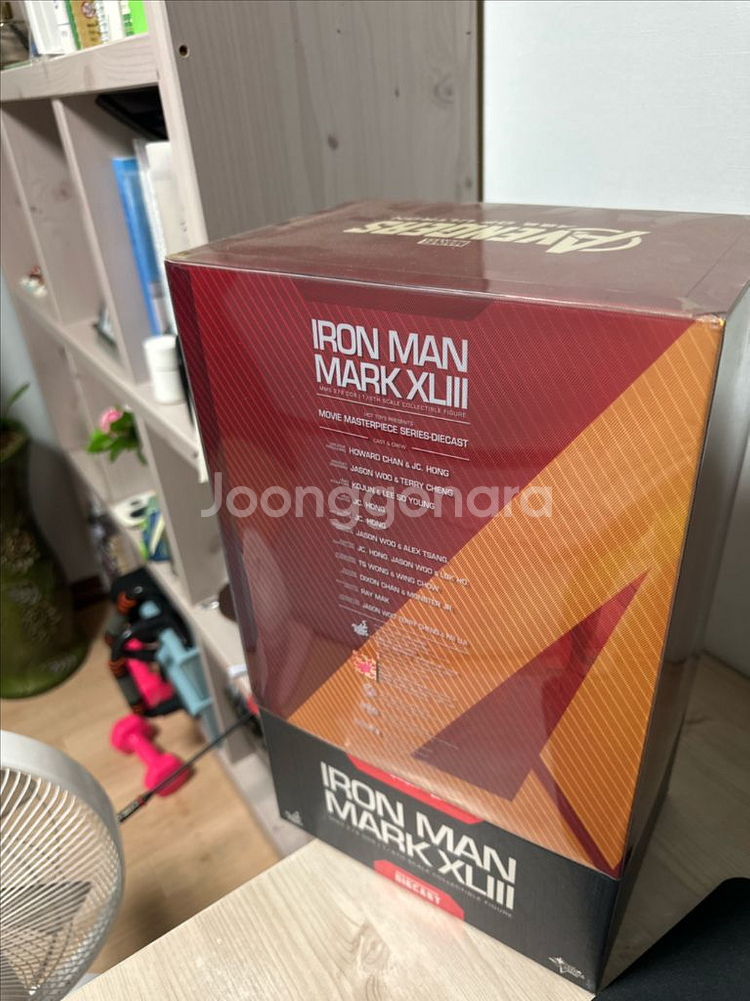 핫토이 마크 43 배틀데미지버전--2