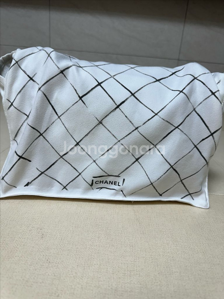 샤넬 클래식 캐비어 은장 라지--0