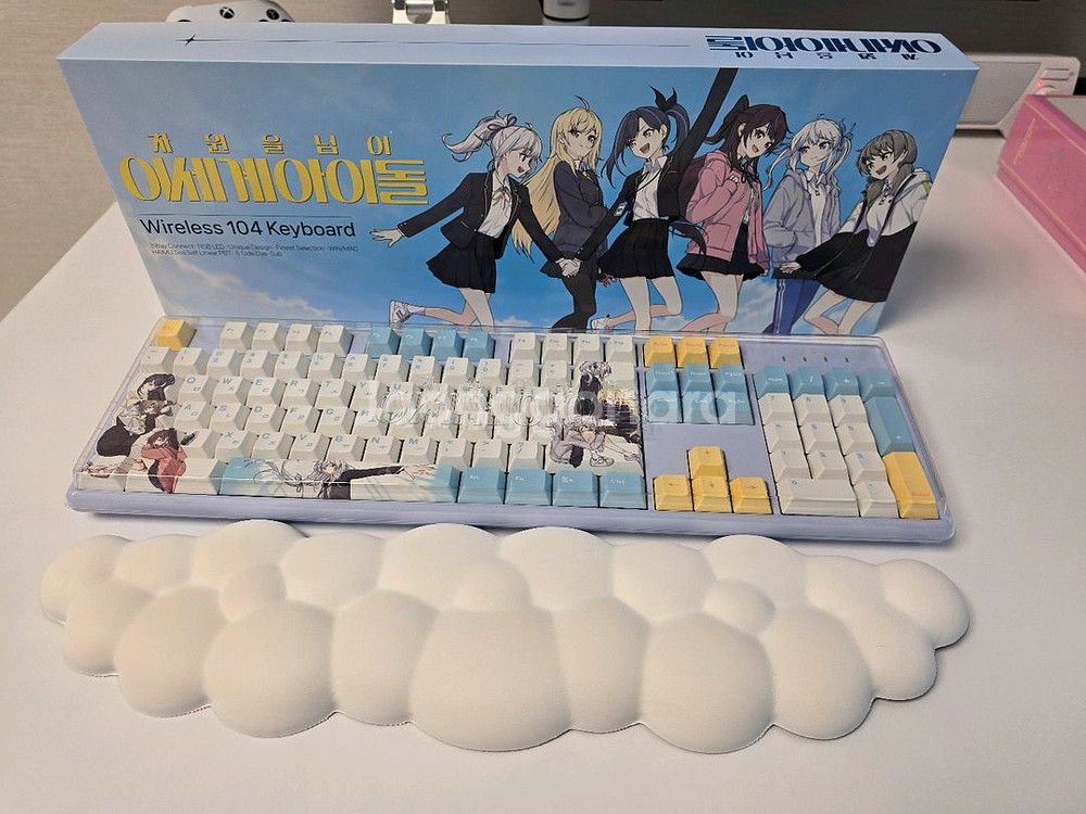 이세계아이돌 굿즈 (두찜,차세돌,마세돌,키보드) 전부--6