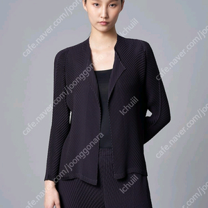 이세이미야케 오비큘러 탑&가디건 네이비