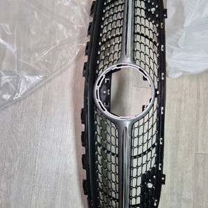 벤츠 다이아몬드 그릴 cla250 모델
